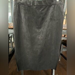 Wilfred women’s US size 10 black stretch pencil skirt